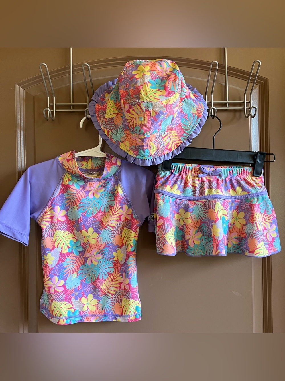 UV Skinz UPF 50+ 3T Tropical Swim Set Rash Guard Skort & Hat